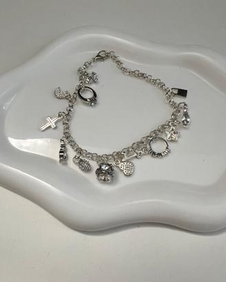 Bracciale con ciondoli