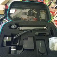 YI 4K con gimbal e accessori