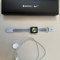 Apple Watch SE Nike