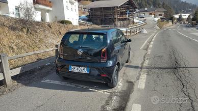 VOLKSWAGEN up - 2019