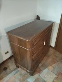 cassettiera dell'800 a 4 cassetti