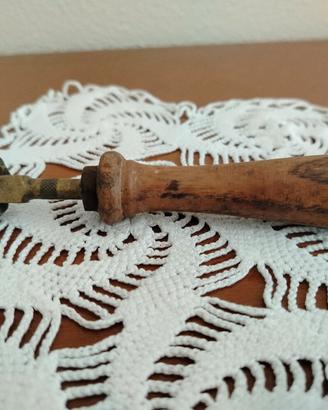 Antica rotella tagliapasta speronella legno