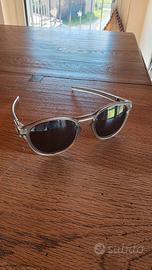 occhiali da sole oakley latch