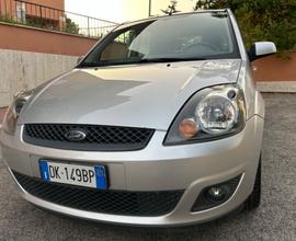 Ford Fiesta 1.4 TDCi ideale per neo patentati