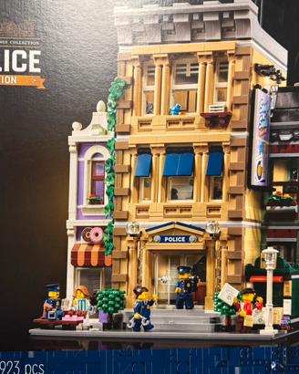 LEGO 10278 - Stazione di Polizia Modular