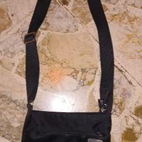 Borsello nero Tracolla i Santi