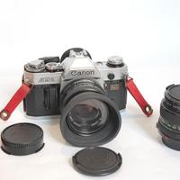 Canon AE 1 con Canon FD 50mm f 1.8 e 28mm f2.8