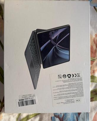 custodia con tastiera Bluetooth per iPad/tablet 