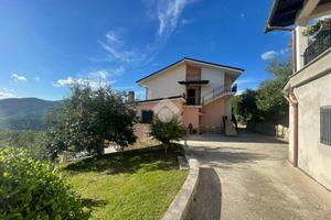 4 LOCALI A SUBIACO