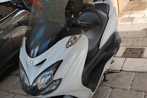 Yamaha Majesty 400 € 1600