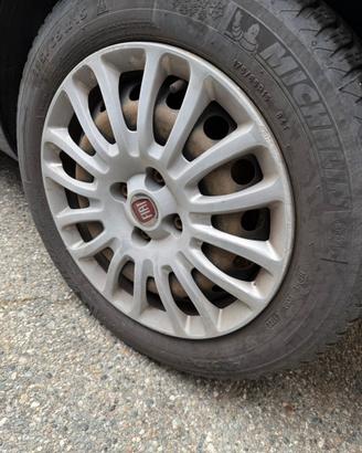 4 pneumatici invernali Michelin 175/65 R15
