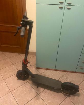 Xiaomi Electric Scooter 4 Pro (2ª Generazione)