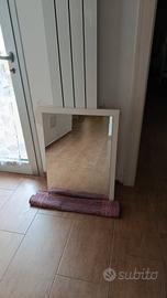 specchio bianco cornice arredo camera 