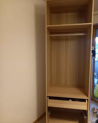 Ikea pax