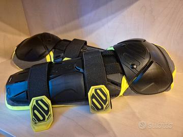 Ginocchiere per moto