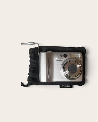 Fotocamera Vintage Nikon Coolpix 5200