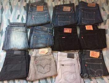 Pantaloni jeans