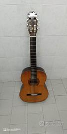 Chitarra classica Suzuki 