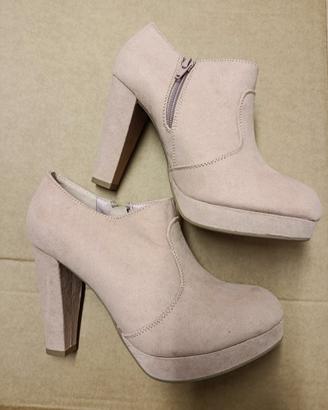 Scarponcini tronchetto donna  n. 39 Nuovi