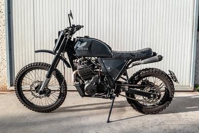 Honda NX 650 Dominator special