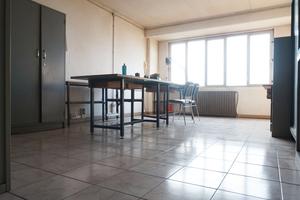 Capannone in zona industriale del paese