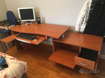 Scrivania modulabile con sedia