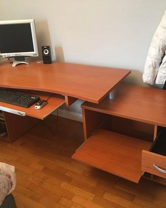 Scrivania modulabile con sedia