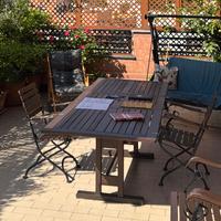 Tavolo grande in legno + sedie + tavolino