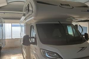 Camper mansardato McLouis Glamys 222