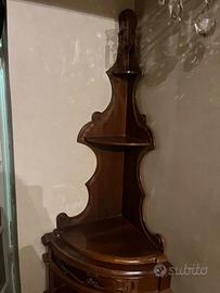 Angoliera in legno