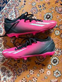 Scarpe da calcio adidas rosa e nere 40