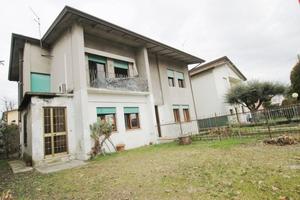 PIAZZOLA SUL BRENTA casa da ristrutturare