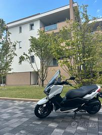 Yamaha Xmax