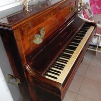 Pianoforte a muro