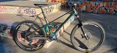 Mondraker superfoxy rr