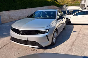 OPEL Astra Hybrid 145 CV DCT6 ST Edition