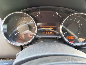 Peugeot  3008