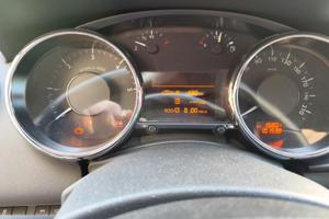 Peugeot  3008