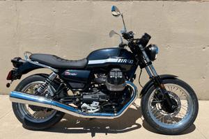 Guzzi v7 Special
