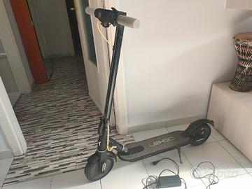 Monopattino Elettrico Lexgo r9 lite 350 W leggi