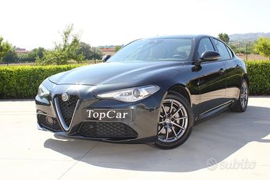 Alfa Romeo Giulia . Rate a partire da € 272,00 al 