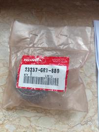 collarino tenuta Honda 