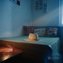 Letto alla francese con lettino estraibile.