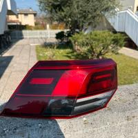 Fanale POST. SX ORIGINALE Golf 8 con piccola crepa