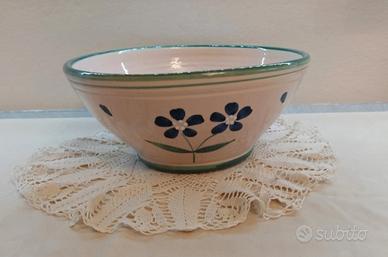Ciotola in ceramica artigianale 