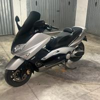 Yamaha T-max 500