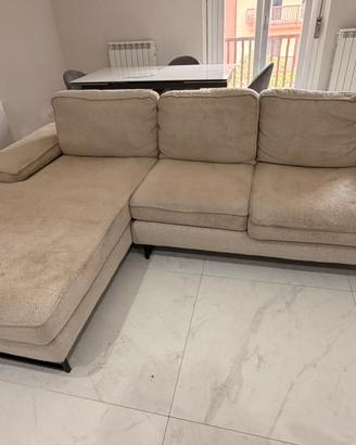 Divano angolare di atelier