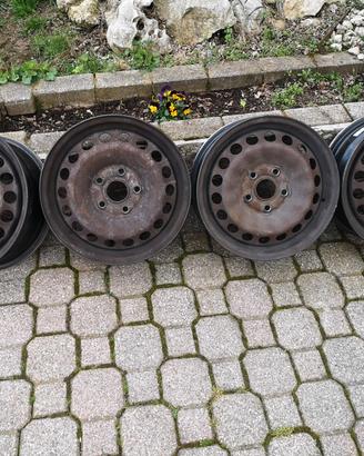 Cerchi in ferro VW 15 pollici