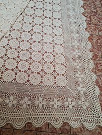 Coperta fatta a mano ad UNCINETTO 250x200