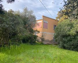 San simplicio villa immersa nel bosco